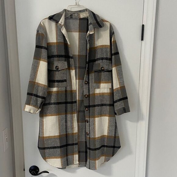 Amazon Jackets & Blazers - 🇺🇸 BOGO 🇺🇸 Plaid Button-Up Long Shacket